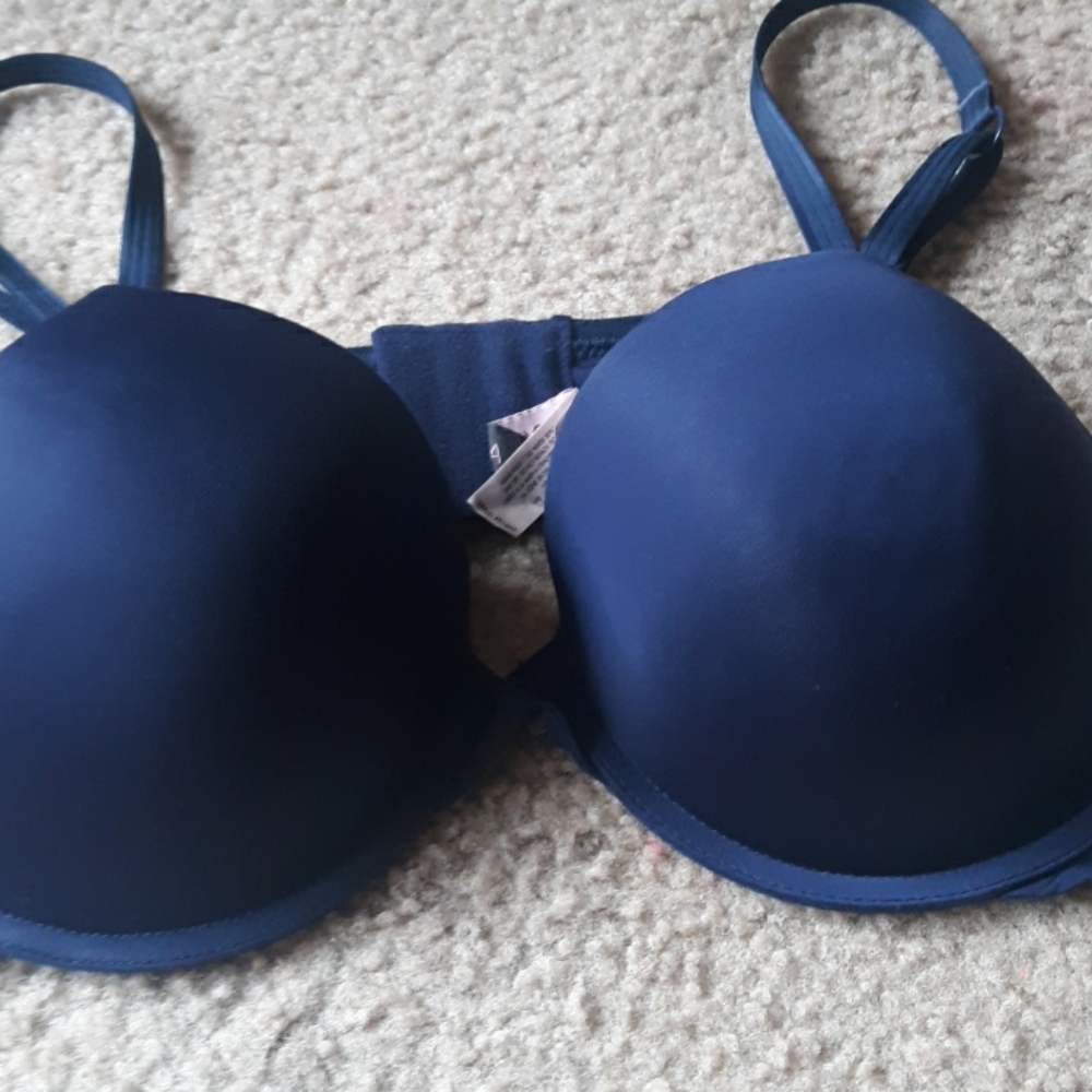 Parisa bra